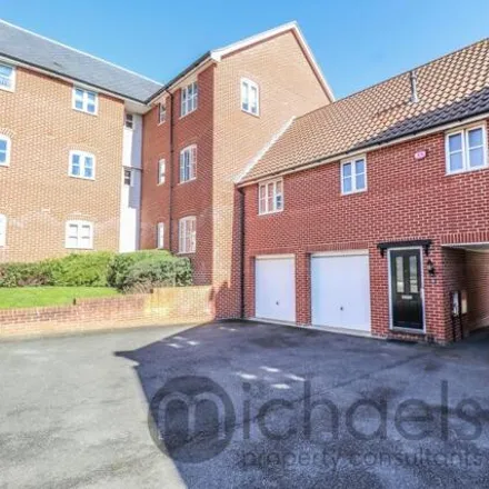Image 1 - 18 Groves Close, Colchester, CO4 5BP, United Kingdom - House for sale
