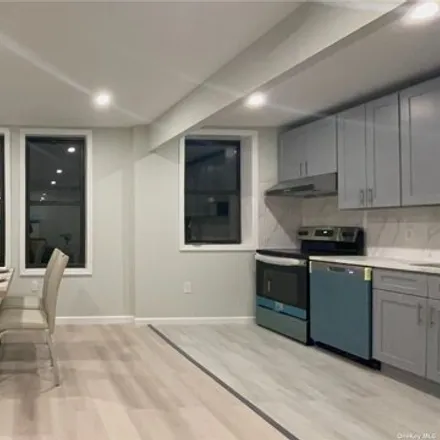 Image 7 - 48-37 47th Street, New York, NY 11377, USA - Apartment for rent