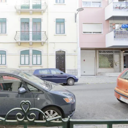 Image 4 - Guest In Ninho, Rua Damasceno Monteiro 91, 1170-221 Lisbon, Portugal - Room for rent