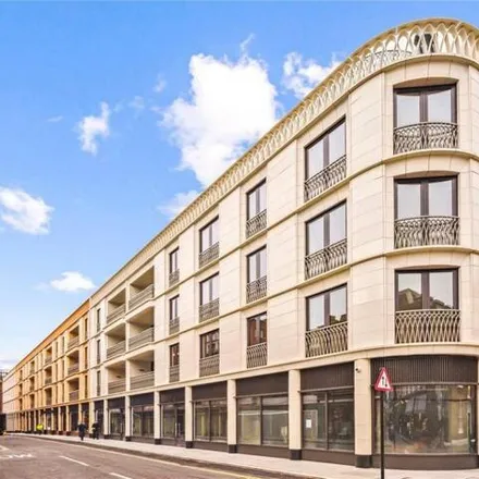 Buy this 1 bed apartment on 36 Thayer Street in London, W1U 2QY