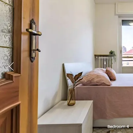 Rent this 5 bed room on Birreria Okey in Largo Vulci, 5