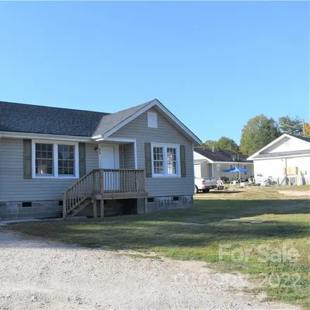 Buy this 2 bed house on 819 West Rankin Avenue in Oakland Park, Gastonia