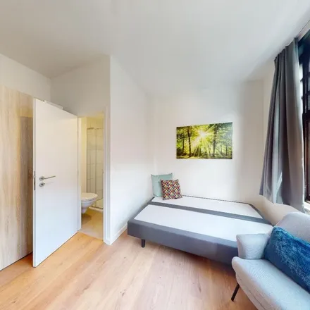 Rent this 1 bed apartment on Gerard Vander Lindenstraat 10 in 3000 Leuven, Belgium