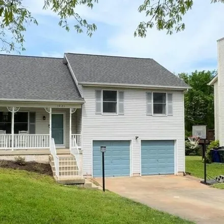 Buy this 4 bed house on 101 Hoke Place in Frederick, MD 21703