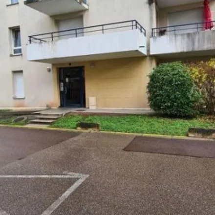 Rent this 3 bed apartment on 15 Avenue du Général Gaulle in 57600 Forbach, France