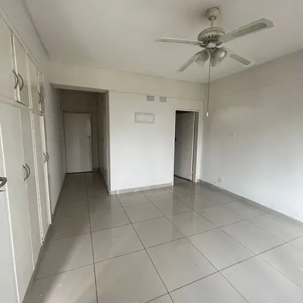 Rent this 3 bed apartment on Oxford Road in Johannesburg Ward 67, Johannesburg