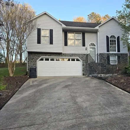 Buy this 3 bed house on 1165 Crest Ridge Drive in Bedford, VA 24523