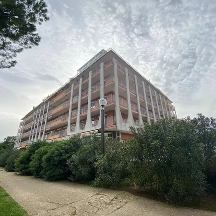 Image 7 - Mairie de Béziers, Place Gabriel Péri, 34500 Béziers, France - Apartment for rent