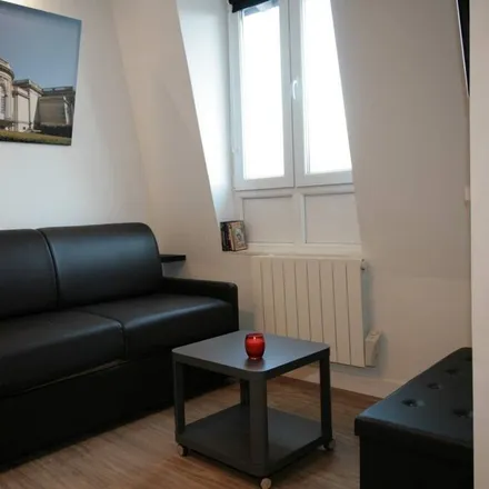 Image 2 - 02100 Saint-Quentin, France - Apartment for rent