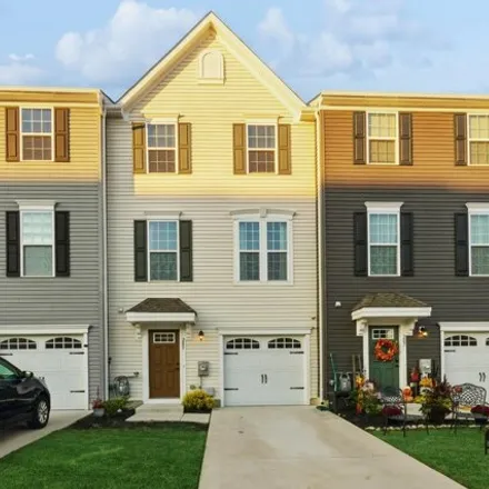Rent this 3 bed townhouse on Dalton Drive in Woolwich Township, NJ 08085