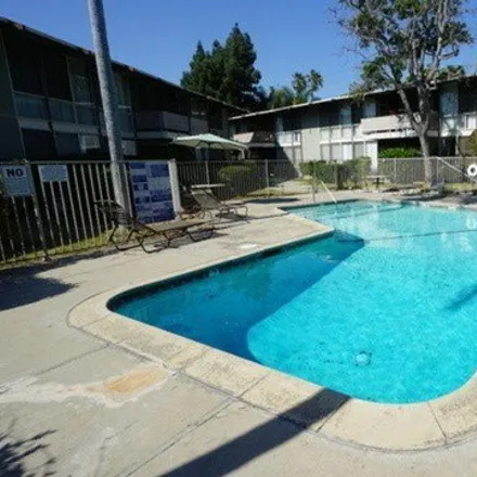 Rent this 2 bed apartment on 3322 Sepulveda Boulevard in Los Angeles, CA 90034