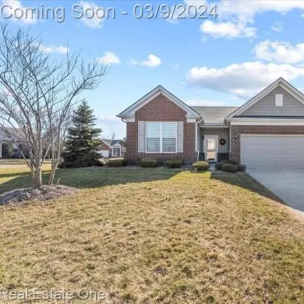 Buy this 2 bed house on 24227 Leelanau Lane in Brownstown Charter Township, MI 48134