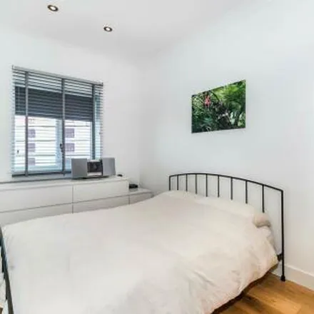 Rent this 4 bed apartment on Kingston Railway Station in Wood Street, London