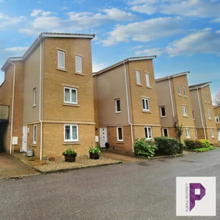Buy this 3 bed townhouse on Capstone House in Ward View, Hale