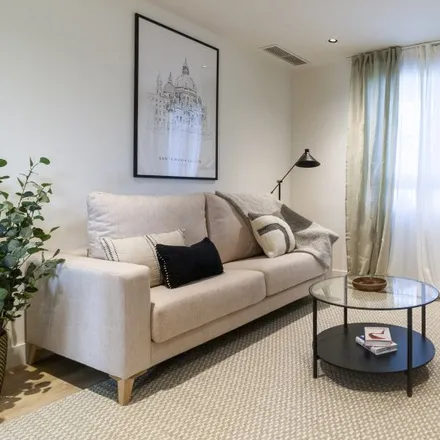Rent this 2 bed apartment on Castellana 200 in Paseo de la Castellana, 28046 Madrid