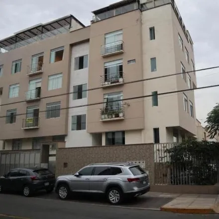 Buy this 3 bed apartment on Jirón Enrique Salazar Barreto in Santiago de Surco, Lima Metropolitan Area 15039