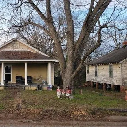 Buy this 3 bed house on 13 Cross Street in Wetumpka, AL 36092