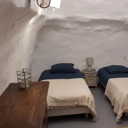 Rent this 5 bed house on 84800 Saumane-de-Vaucluse
