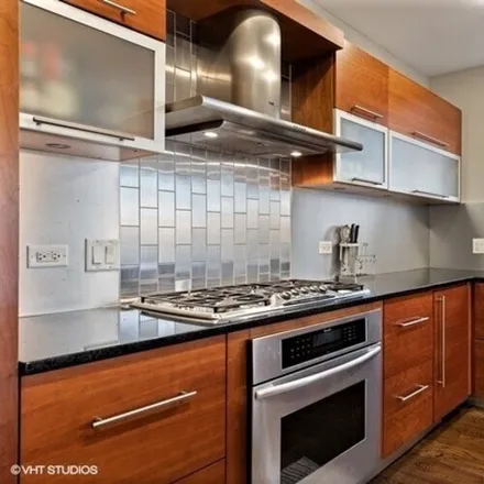 Rent this 3 bed condo on 1926 N Lincoln Park West St
