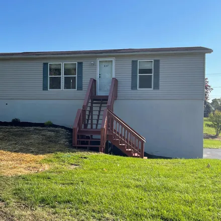 Buy this 3 bed house on 829 Pearl Avenue in Valley View, Lancaster County
