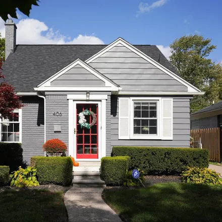 Buy this 3 bed house on 406 Hillcrest Avenue in Grosse Pointe Farms, Wayne County