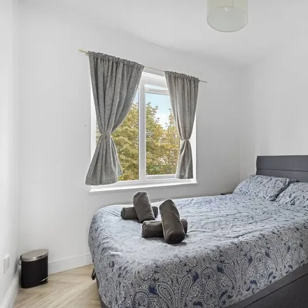 Image 2 - London, E1W 2QW, United Kingdom - Apartment for rent