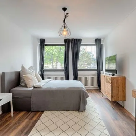Rent this 6 bed room on Neue Weyerstraße 5 in 50676 Cologne, Germany
