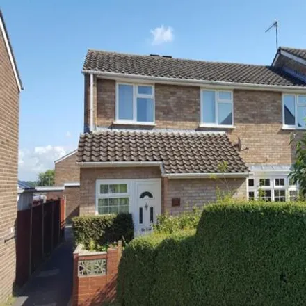 Rent this 3 bed house on Camp Furlong in Droitwich Spa, WR9 8SJ