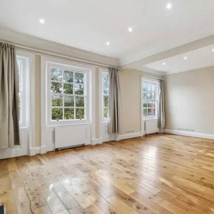 Rent this 3 bed apartment on 7 Egerton Place in London, SW3 2EF