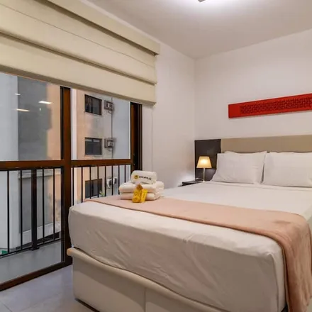 Rent this 2 bed apartment on Rua Maria Borges 240 in Comendador Soares, Nova Iguaçu - RJ