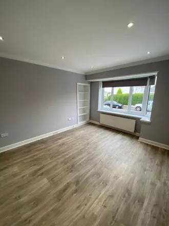 Image 3 - Sherwood Drive, Thornliebank, G46 7DH, United Kingdom - Duplex for rent