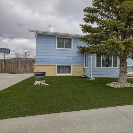 Image 5 - 722 West 55th Street, Casper, WY 82601, USA - House for sale