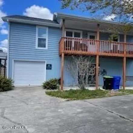Buy this 3 bed house on 209 Bayview Drive in North Topsail Beach, NC 28460