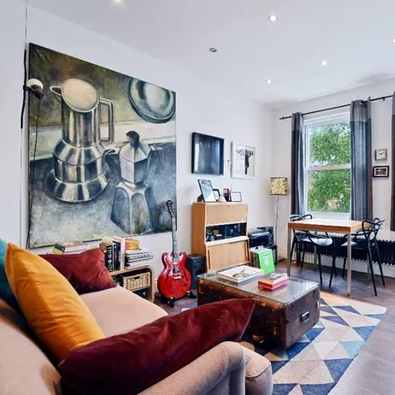 Rent this 1 bed apartment on 54 Saint Thomas's Road in London, N4 2QJ