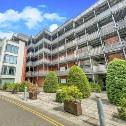 Rent this 2 bed apartment on Parrs Wood Road in Manchester, M20 5NN