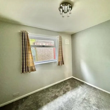Image 7 - Mount Gardens, Cleckheaton, BD19 3QH, United Kingdom - House for sale