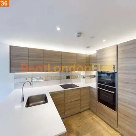 Image 4 - Devaraux House, Duke of Wellington Avenue, London, SE18 6NQ, United Kingdom - Apartment for rent