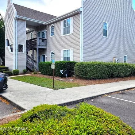 Buy this 3 bed condo on Sovereign Place in Wilmington, NC 28403