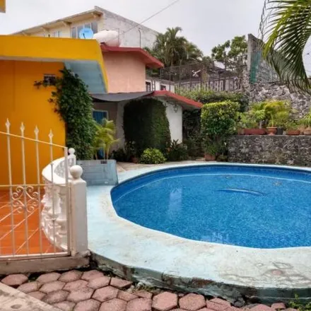 Rent this 4 bed house on Calle Júpiter in 62360 Cuernavaca, MOR