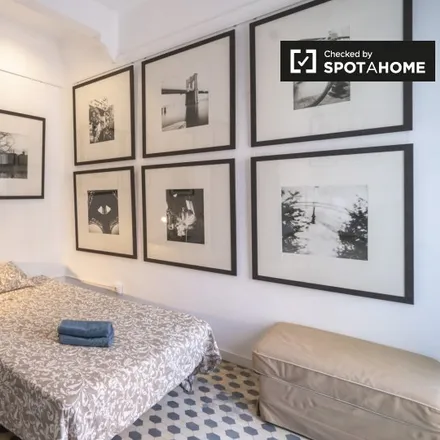 Rent this 1 bed apartment on Silk Exchange in Carrer de la Llotja, 2