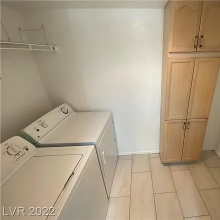 Image 7 - 9607 Quick Draw Drive, Paradise, NV 89123, USA - Townhouse for rent