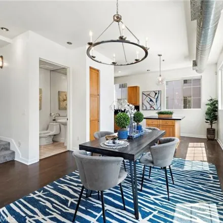 Image 6 - 5507 Bay Street, Los Angeles, CA 90094, USA - Townhouse for sale
