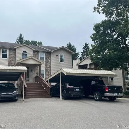 Image 1 - 4933 Harbor Point Drive, Waterford Township, MI 48329, USA - Condo for sale