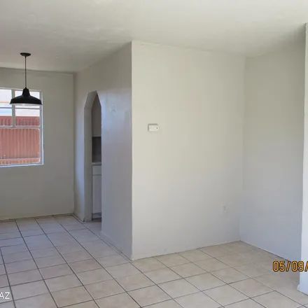 Image 3 - 76 West 34th Street, South Tucson, Pima County, AZ 85713, USA - Apartment for rent