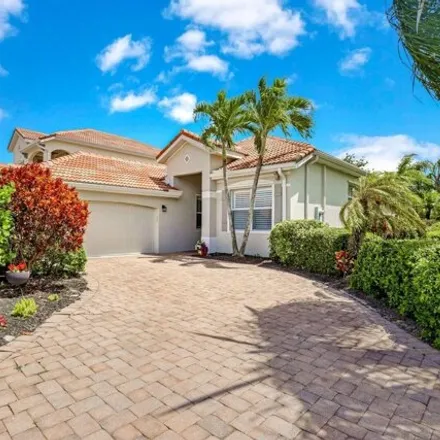 Image 2 - 3350 Sandpiper Way, Naples, Florida, 34109 - House for sale