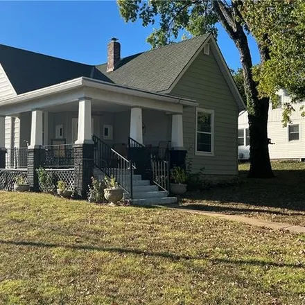 Buy this 3 bed house on 214 South Scott Avenue in Belton, MO 64012