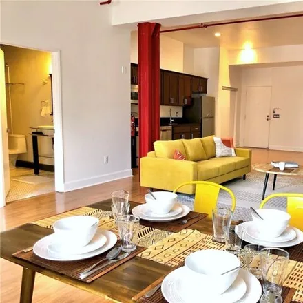 Image 6 - Pan American Lofts, 253 South Broadway, Los Angeles, CA 90012, USA - Condo for sale