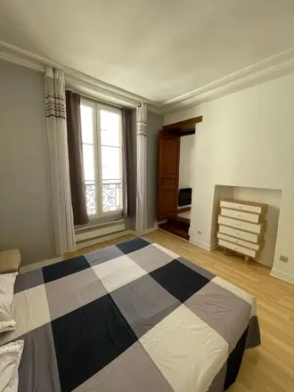Image 4 - 15 Rue Montbauron, 78000 Versailles, France - Apartment for rent
