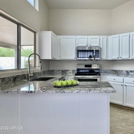 Image 3 - 4047 East Meadow Drive, Phoenix, AZ 85032, USA - House for rent