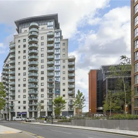 Buy this 2 bed apartment on City Tower in 3 Limeharbour, Cubitt Town